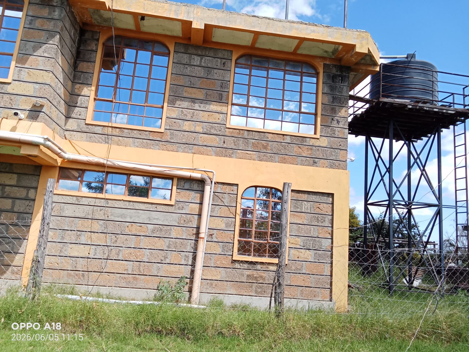 Luxurous 6-Bedroom All Ensuite Maisonette